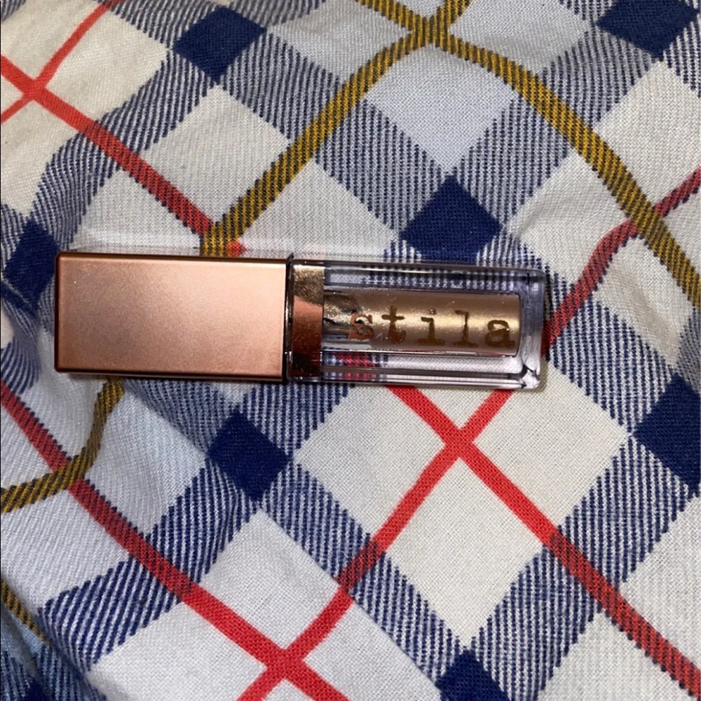 STILA LIQUID EYESHADOW